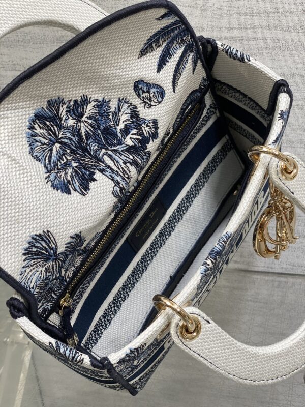 Dioriviera Lady D-Lite bag in medium size