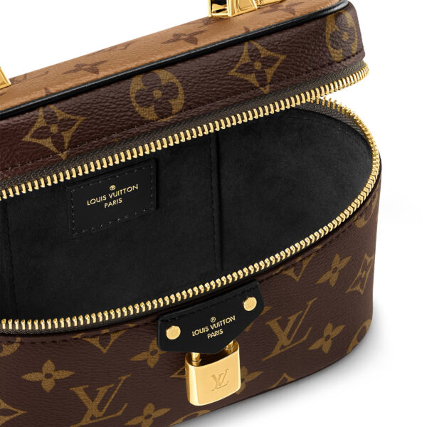 Vanity Chain Pouch
