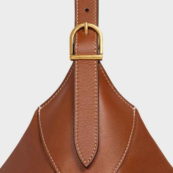 MEDIUM ROMY IN SUPPLE GRAINED CALFSKIN