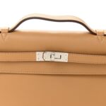 Swift Kelly Pochette Clutch Biscuit